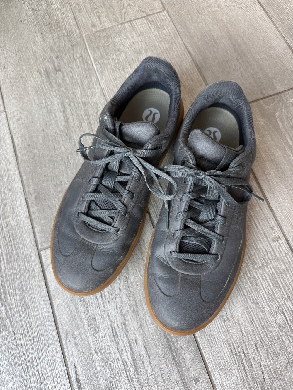 lululemon athletica Men's Gray Sneakers with Gum Sole